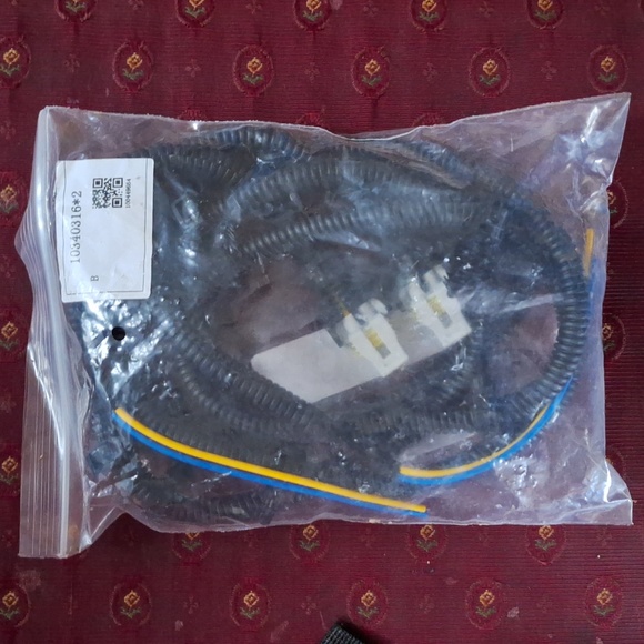 Cadillac cts abs brake sensor 2005 bran new - Picture 2 of 2